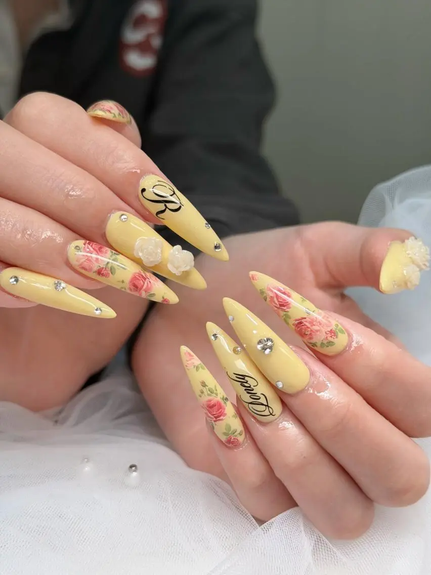 ネイル アートネイル オーロラネイル ブルー チークネイル フットネイル ハンドネイル NAILS168 大塚店のネイルデザイン