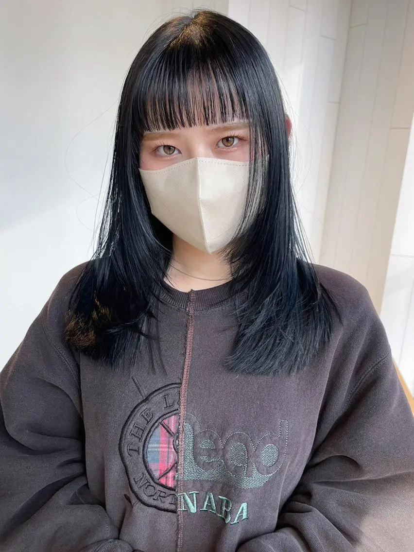 ミディアム カラー パーマ ヘアアレンジ 顔まわりレイヤー レイヤーカット ITbyALBUM 中野店のヘアスタイル