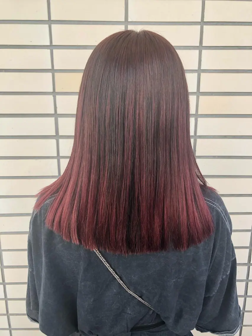 セミロング カラー ピンクカラー レッドカラー ヘアカラー 🤍2nd🤍田所 美希のヘアスタイル