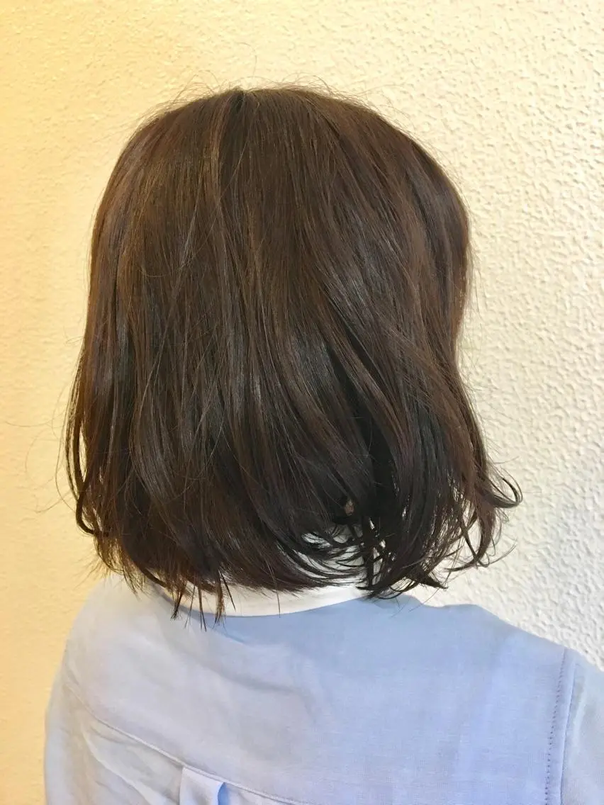 ミディアム ボブ ヘアカラー トリートメント ⭐️艶髪⭐️髪質改善 newi町田 山本のヘアスタイル