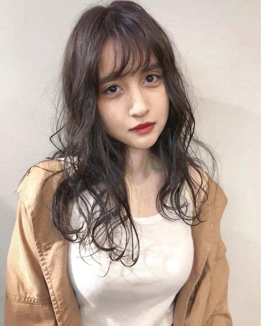 ロング カラー ヘアアレンジ グレージュ 榎園 由美のヘアスタイル