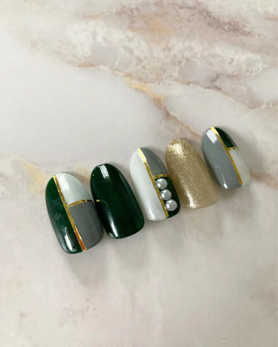 ネイル ハンドネイル フットネイル NailSalon Beniceのネイルデザイン