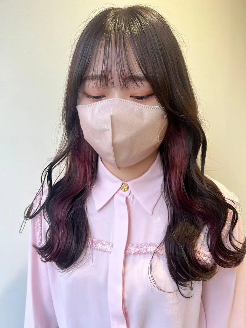 セミロング カラー パーマ グラデーションカラー ピンクカラー 🎀ブリーチ ハイト ーン ♡Kanon♡のヘアスタイル