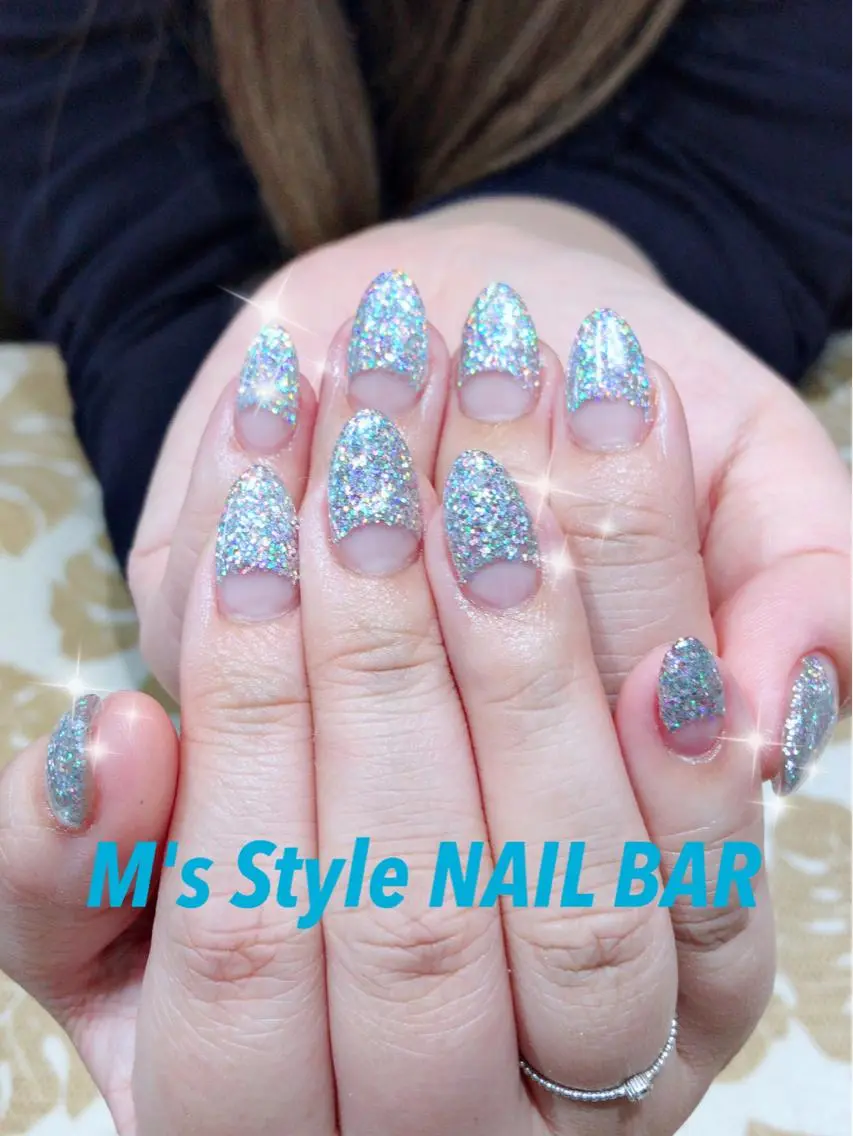 ネイル オーロラネイル フレンチネイル ラメ(グリッター) 持ち込み 逆フレンチ ハンドネイル M's Style NAIL BARのネイルデザイン