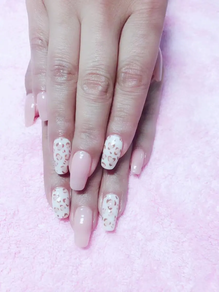 カラー ネイル Moonstone Salonのネイルデザイン