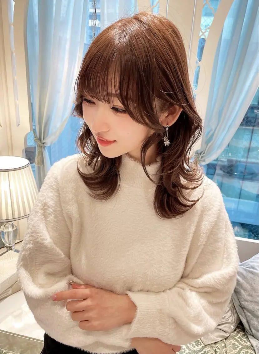 セミロング カラー ベージュカラー 黒髪 ブリーチ ブルーカラー ブルーブラック カット ヘアカラー トリートメント 木屋元一/縮毛矯正 /前髪/レイヤーのヘアスタイル