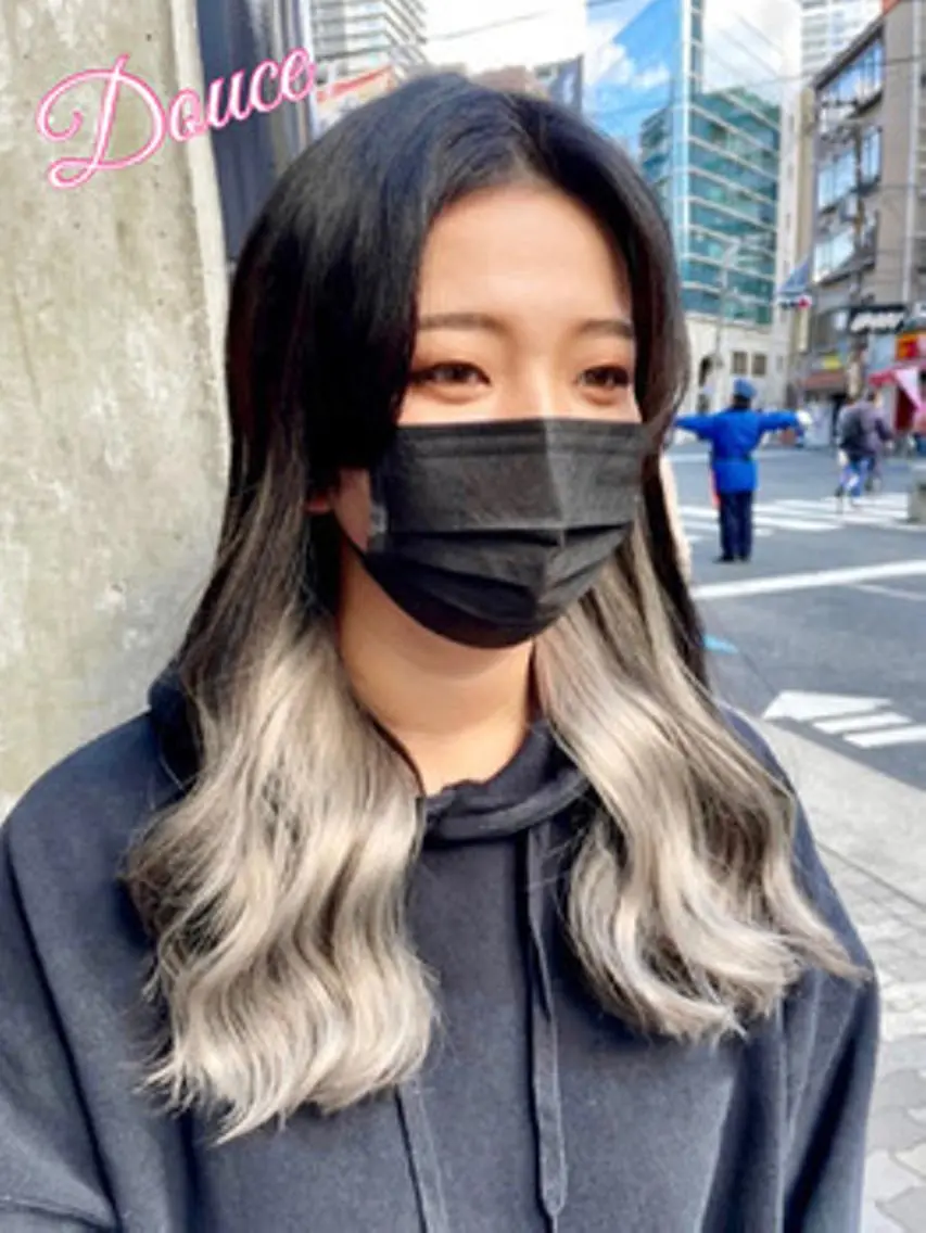 ロング カラー 大阪レミーエクステ チビ編み込みのヘアスタイル