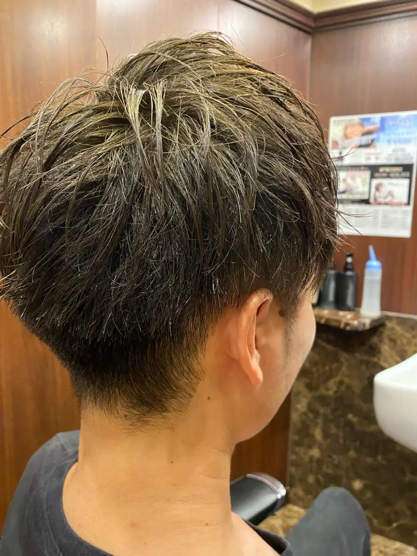 ミディアム 齋藤 大晟のヘアスタイル
