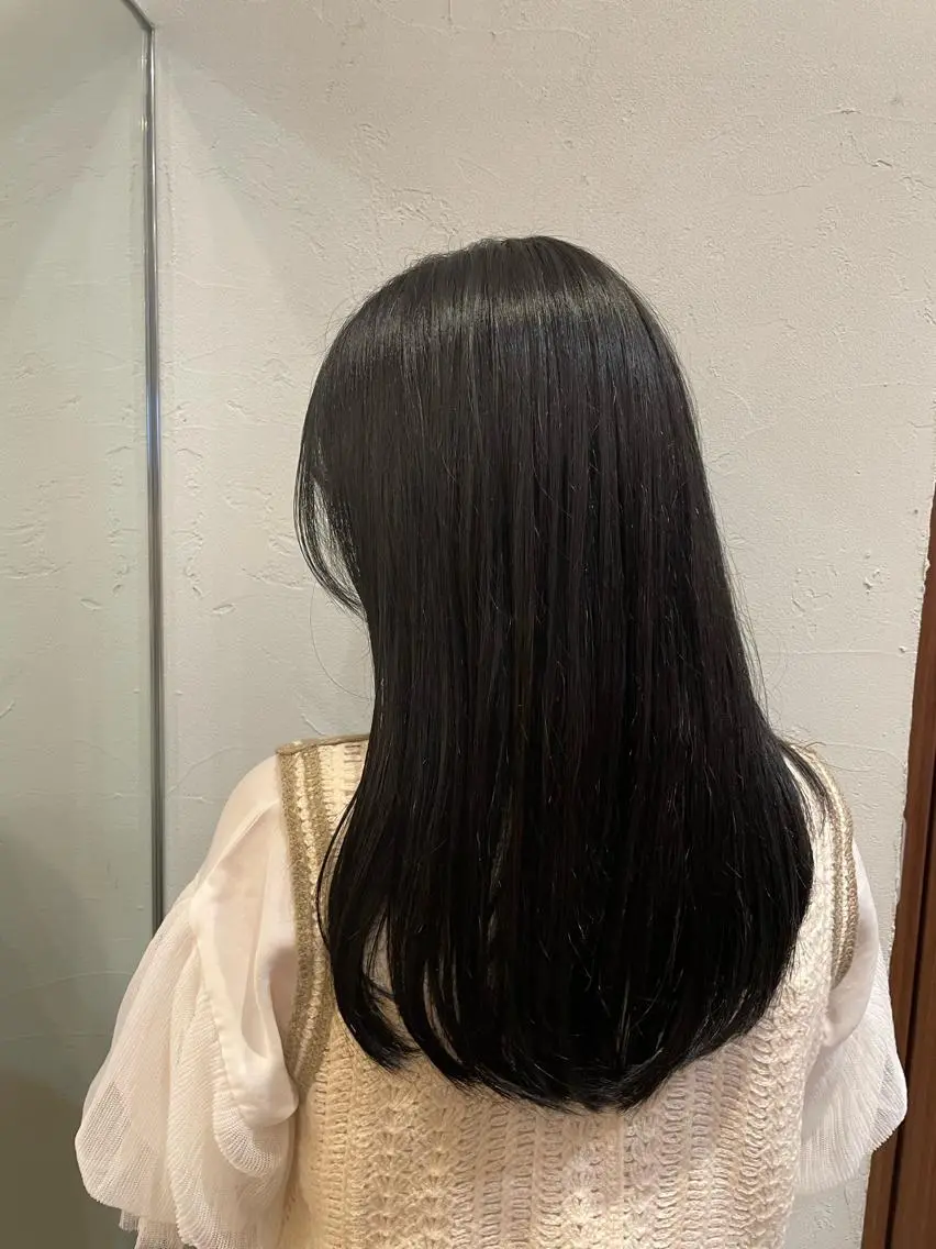 ロング カラー ダブルカラー 髪質改善 トリートメント 脇野 茉優のヘアスタイル