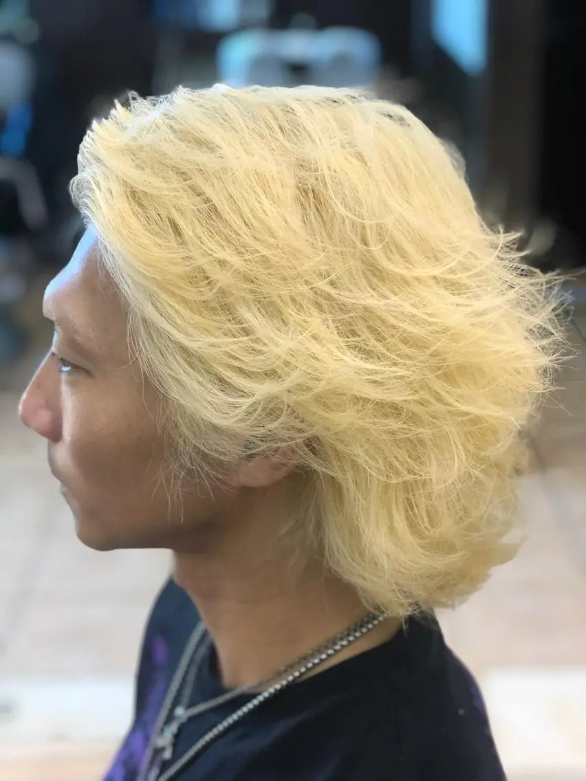 メンズ メンズブリーチ 石川 信英のヘアスタイル