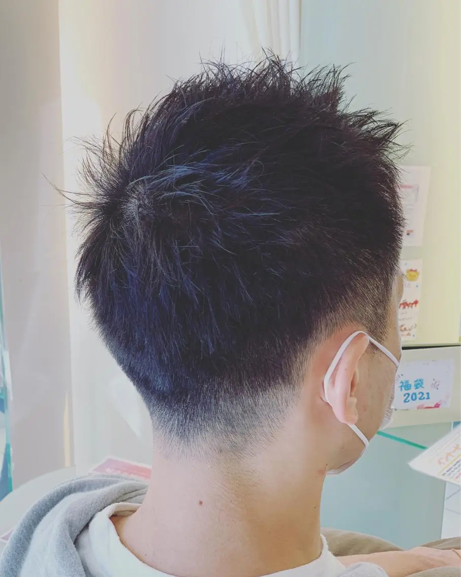 ショート メンズ メンズバレイヤージュ メンズブリーチ メンズハイライト メンズインナーカラー エクステ カット トータルビューティー K:R鶴川のヘアスタイル