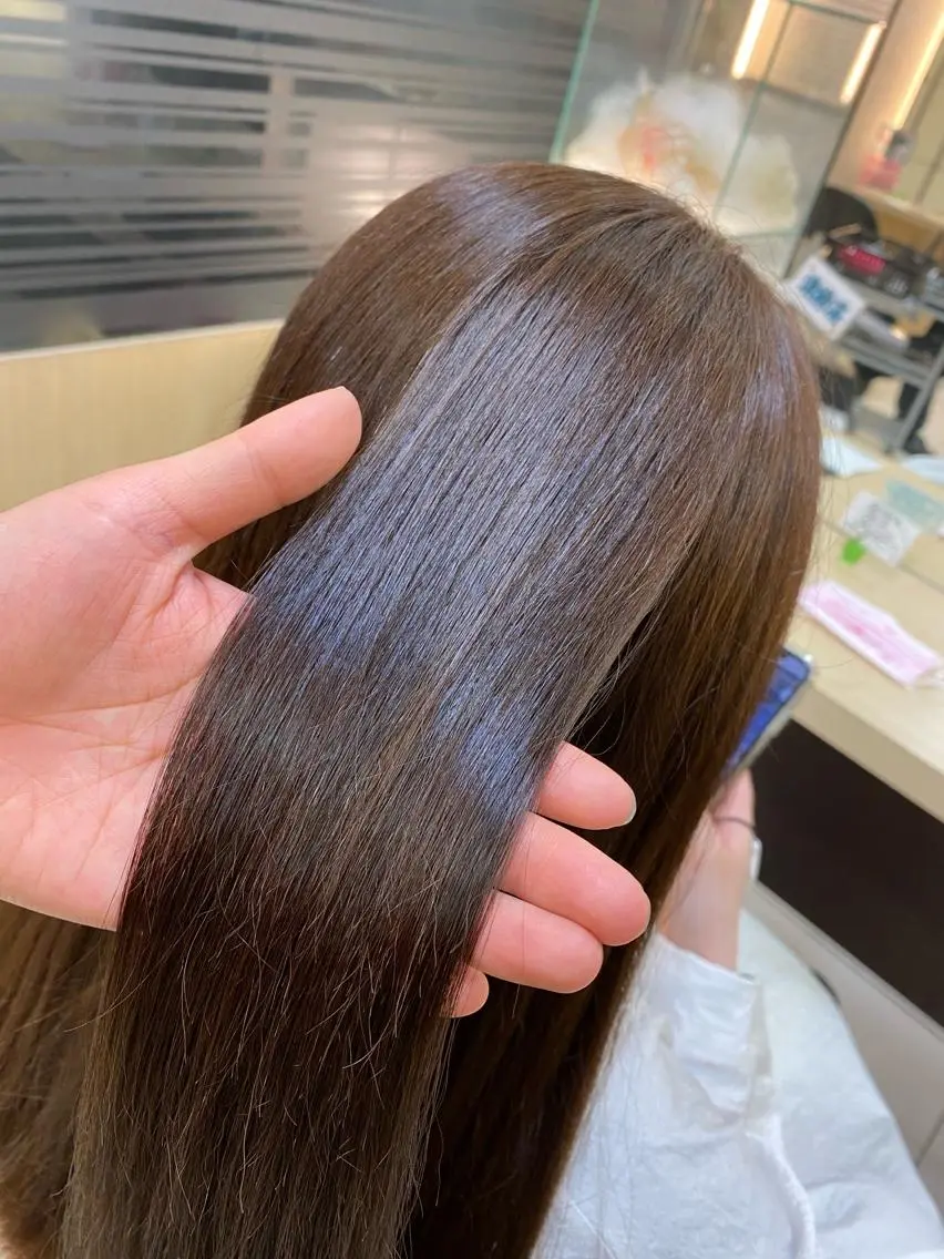 セミロング カラー 田谷 夏生のヘアスタイル