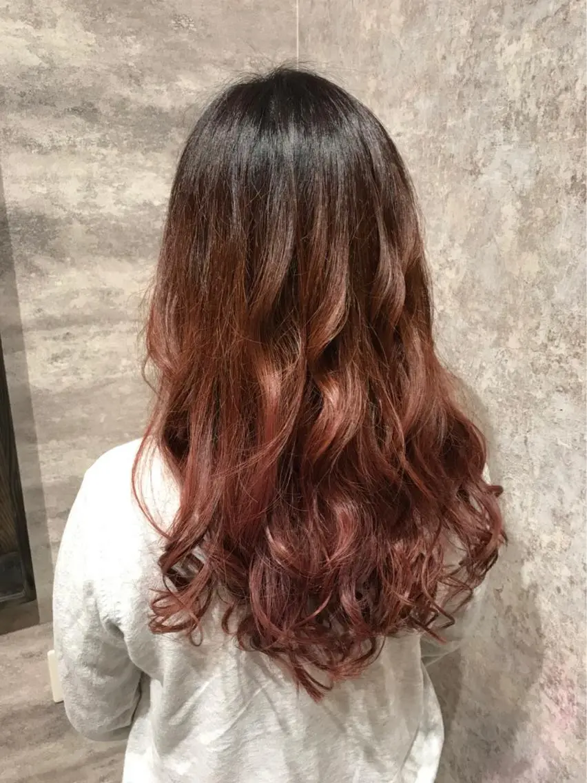 セミロング カラー グラデーションカラー ピンクカラー 🫟Blanco🫟 Color&Careのヘアスタイル