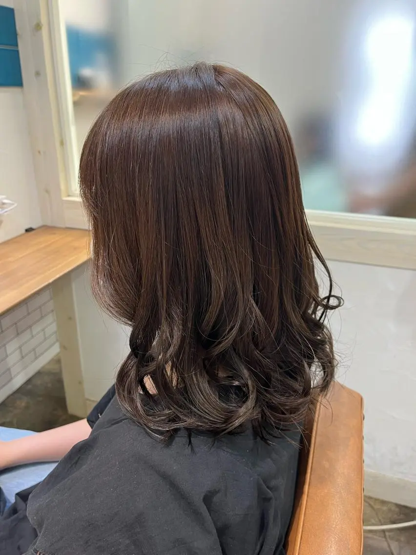 セミロング カラー アッシュ アッシュブラウン ブラウンカラー 🫧tomoka 透明感カラー🫧のヘアスタイル