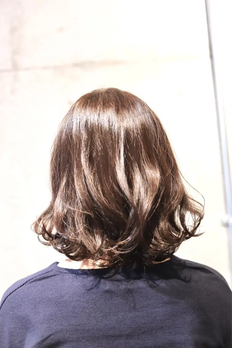 ミディアム カラー ダークグレー ダークグレージュ グレージュ アドミラルYoshi oのヘアスタイル