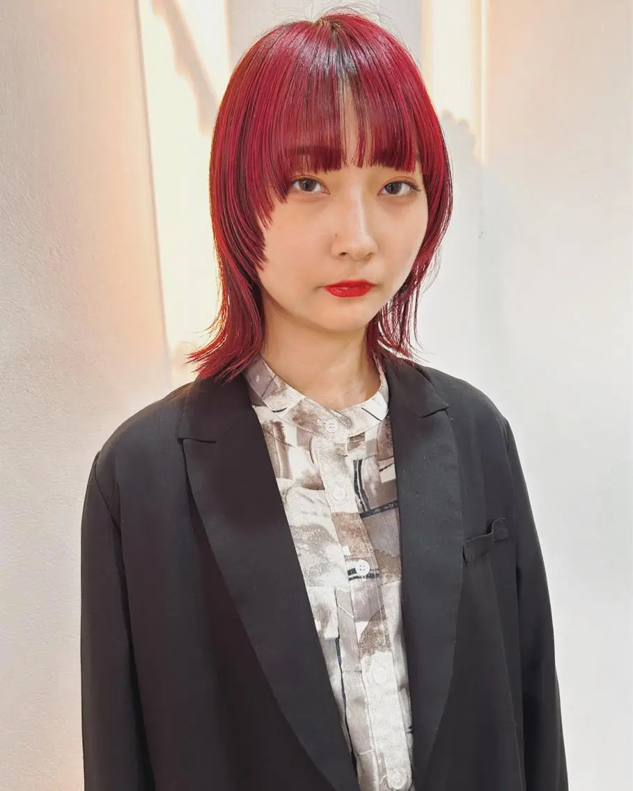 ミディアム カラー ブリーチ カット ヘアカラー トリートメント 村上雅人 ナチュラルモードのヘアスタイル