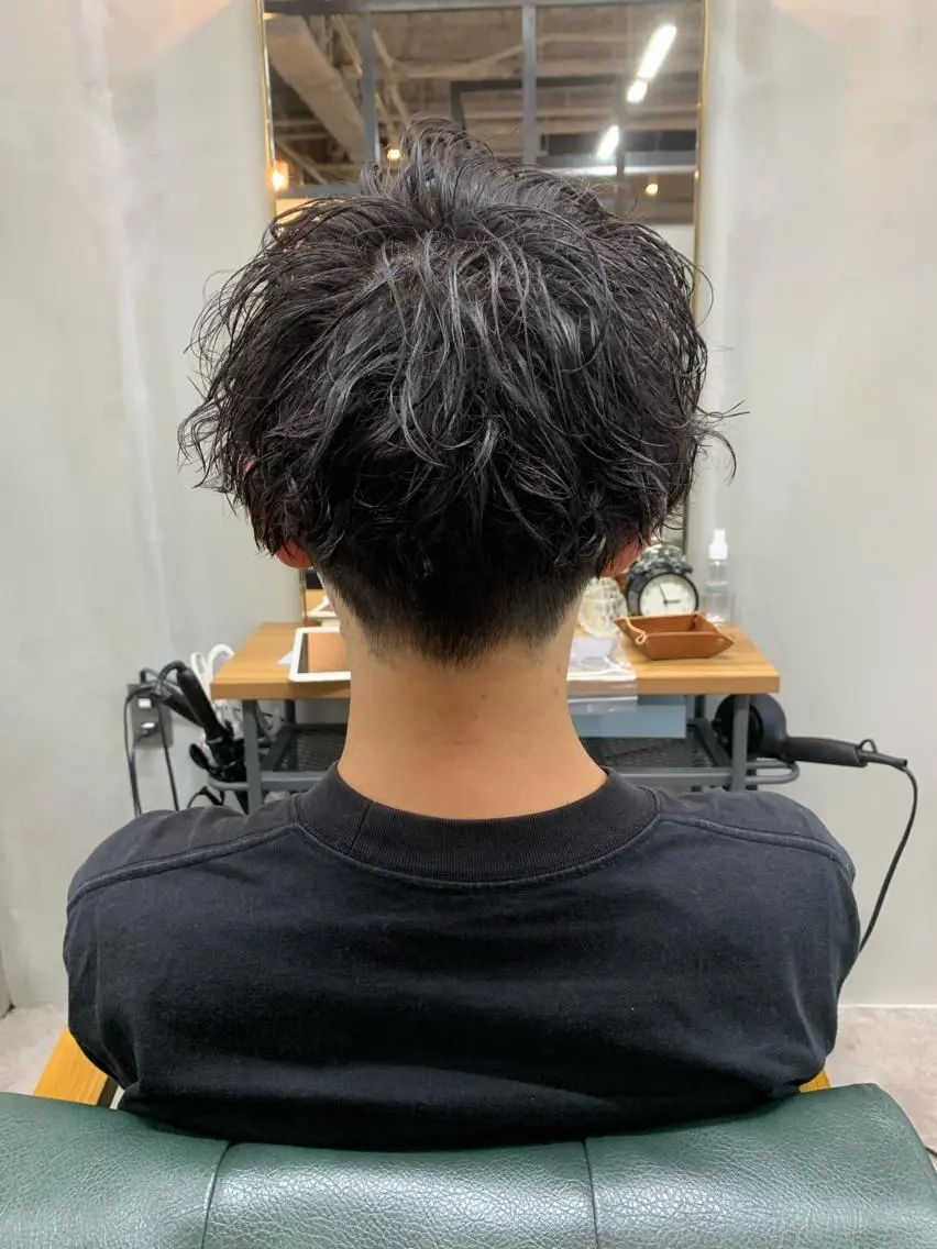 ショート パーマ メンズ カット パーマ 【S.BROOM】 店長　西川徹のヘアスタイル