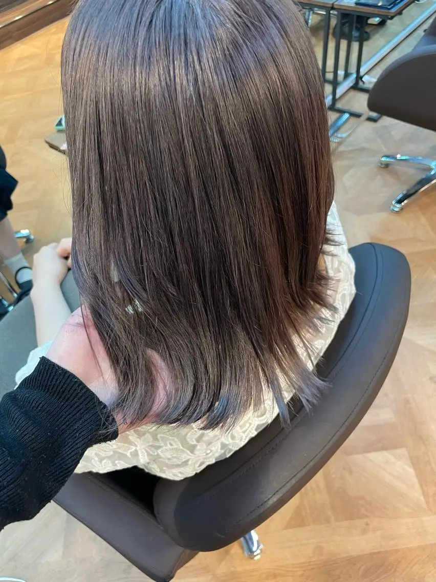 ミディアム カラー グレージュ ラベンダーカラー ラベンダーグレージュ ラベンダーグレー チヒョ🦋 韓国hair🇰🇷のヘアスタイル
