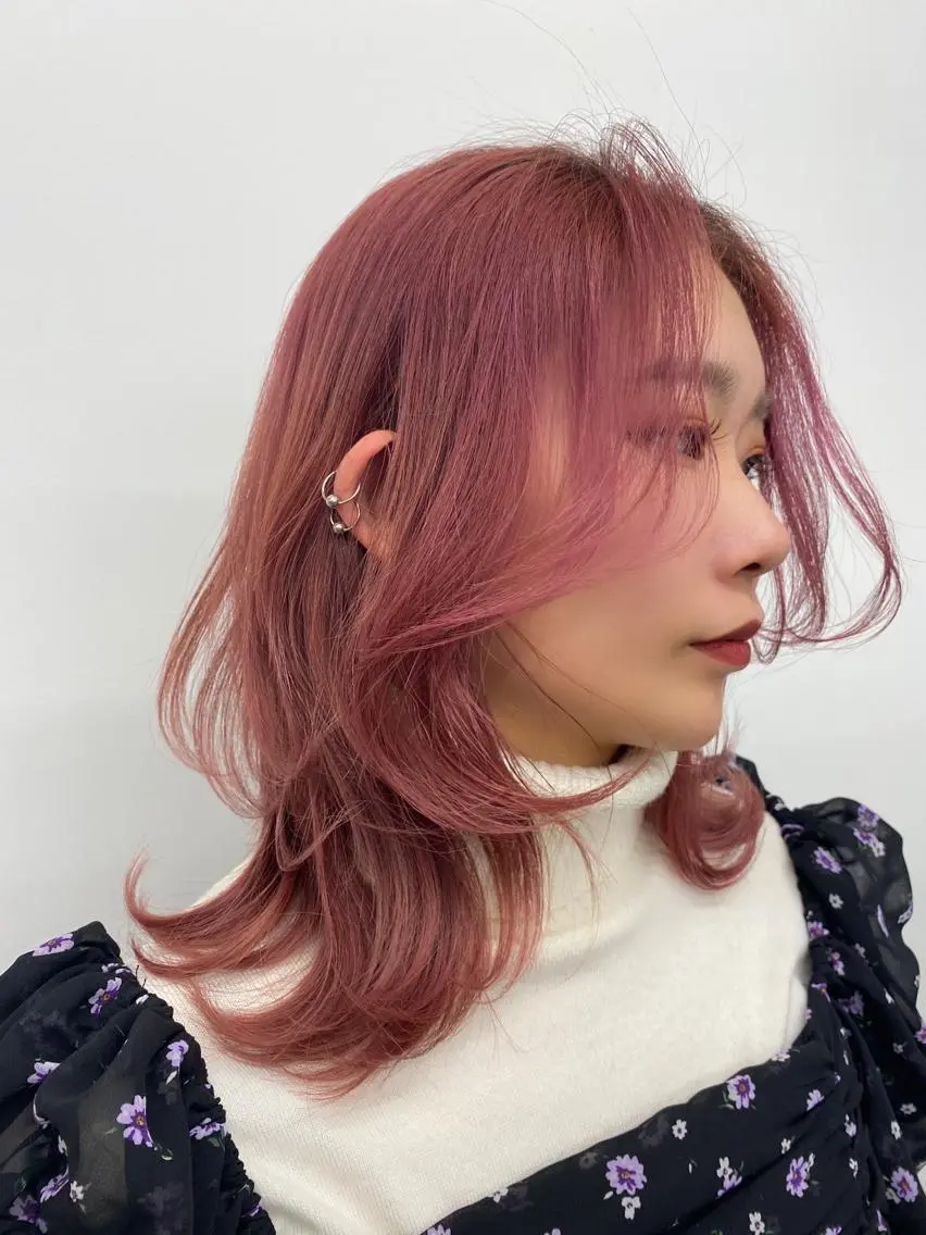 ミディアム カラー 韓国🇰🇷透明感 ERIのヘアスタイル