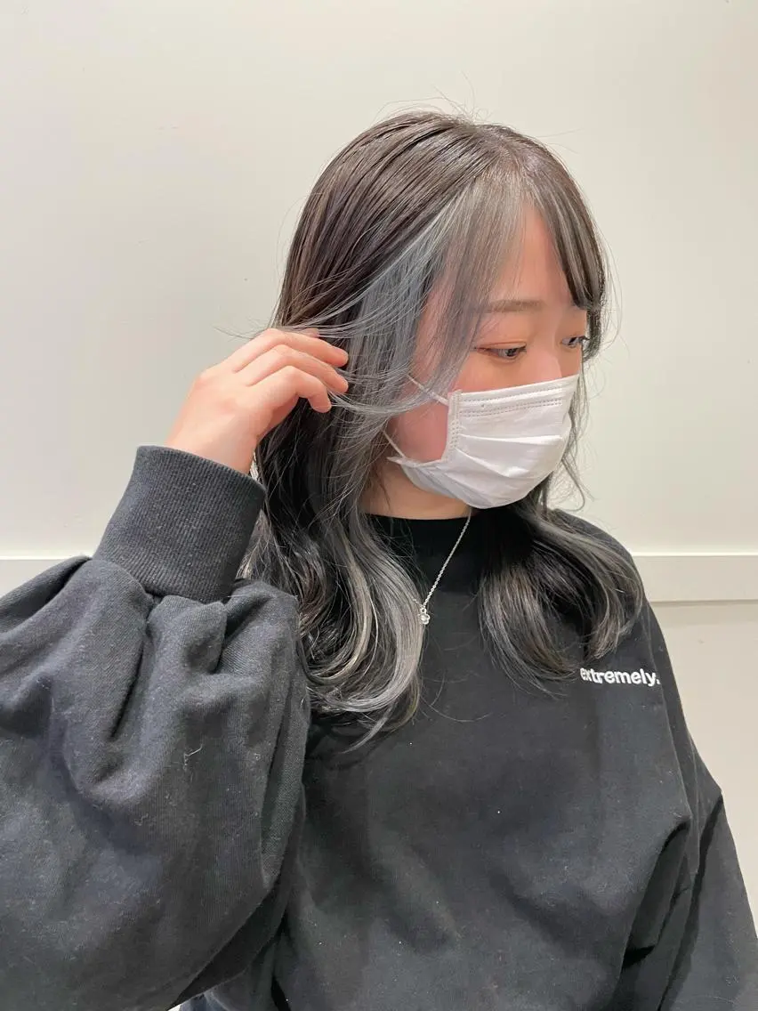 セミロング カラー ミストバング  フェイスフレーミング オリーブグレー メンズ特化 パーマ/オザワのヘアスタイル