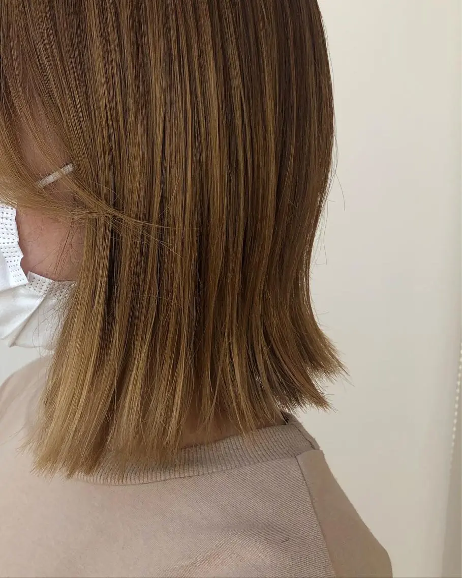 ミディアム カット 松原 愛莉のヘアスタイル