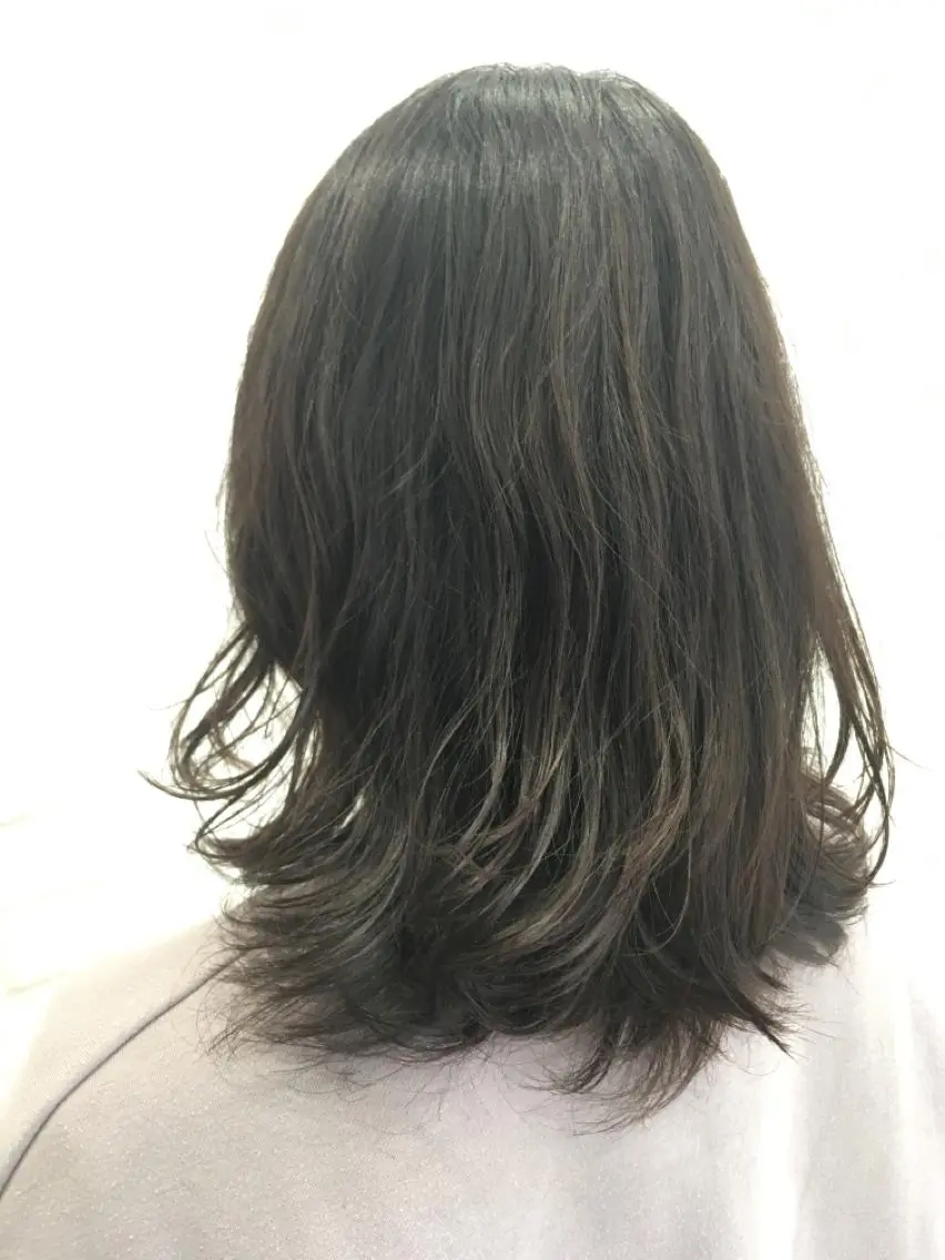 ミディアム パーマ ミディアムパーマ ブリーチしてても 綺麗にかかる縮毛矯正のヘアスタイル