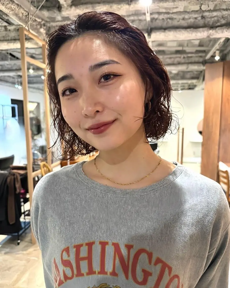 ミディアム パーマ カラー ショートボブ ミディアムパーマ アディクシーカラー ブリーチ ケアブリーチ カット ヘアカラー CEINE＋ officialのヘアスタイル