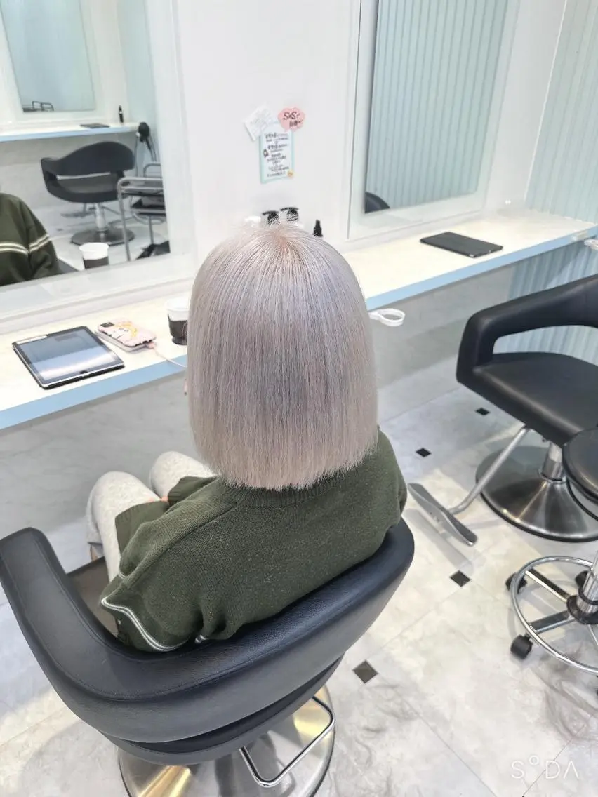 ショート カラー 🪄池袋ハイトーン 🪄ブリーチカラーのヘアスタイル
