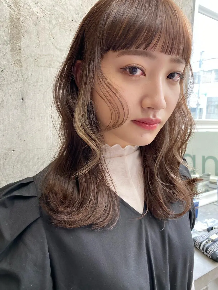 セミロング カラー イヤリングカラー Pia ツボイ ケイタのヘアスタイル