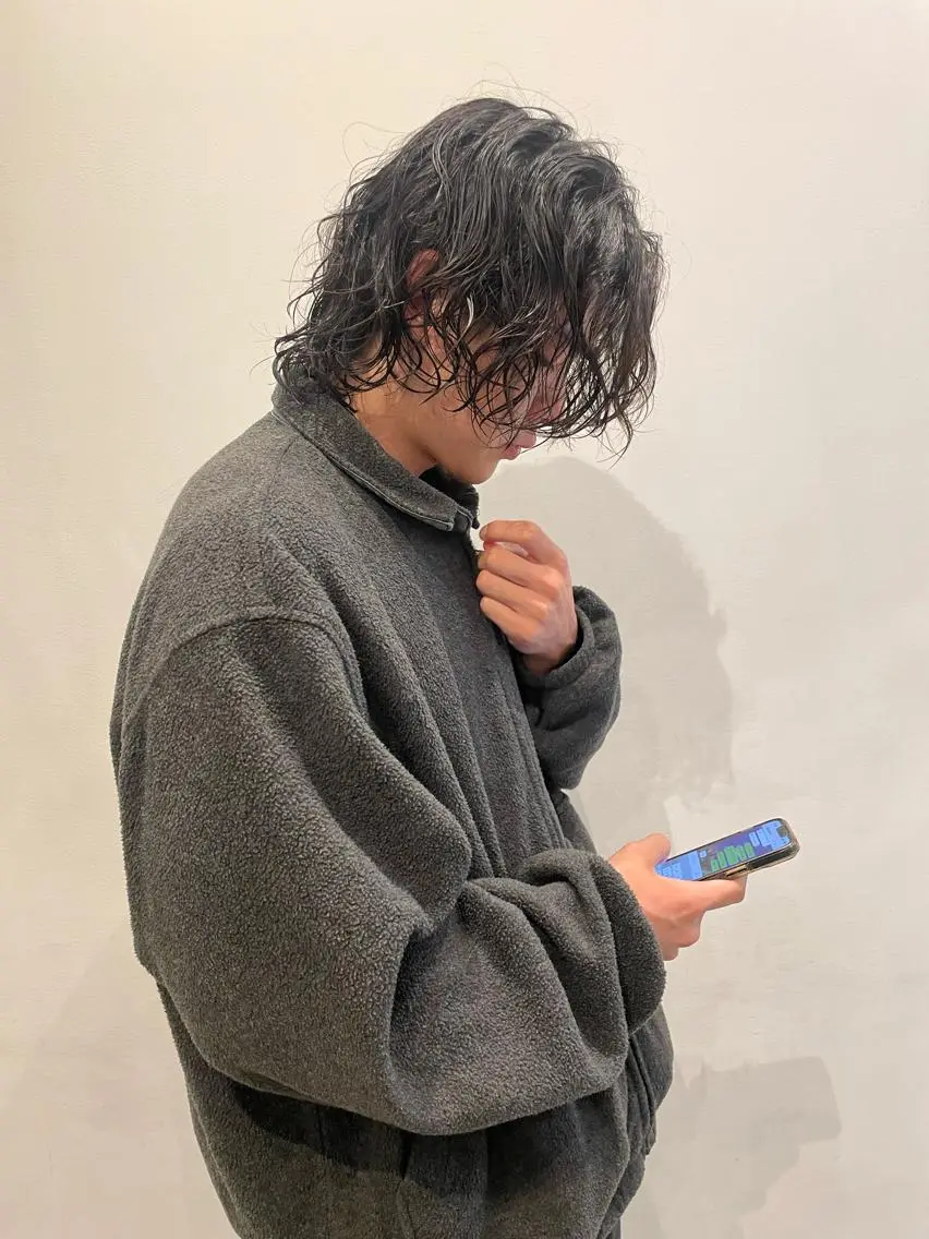 ミディアム メンズ ミディアムパーマ メンズパーマ 銀 座のヘアスタイル
