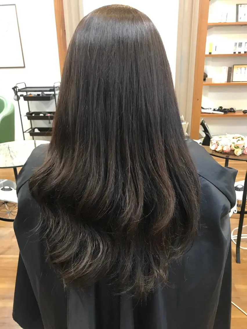 ロング カラー ハイトーンカラー イルミナカラー 吉森 満俊のヘアスタイル