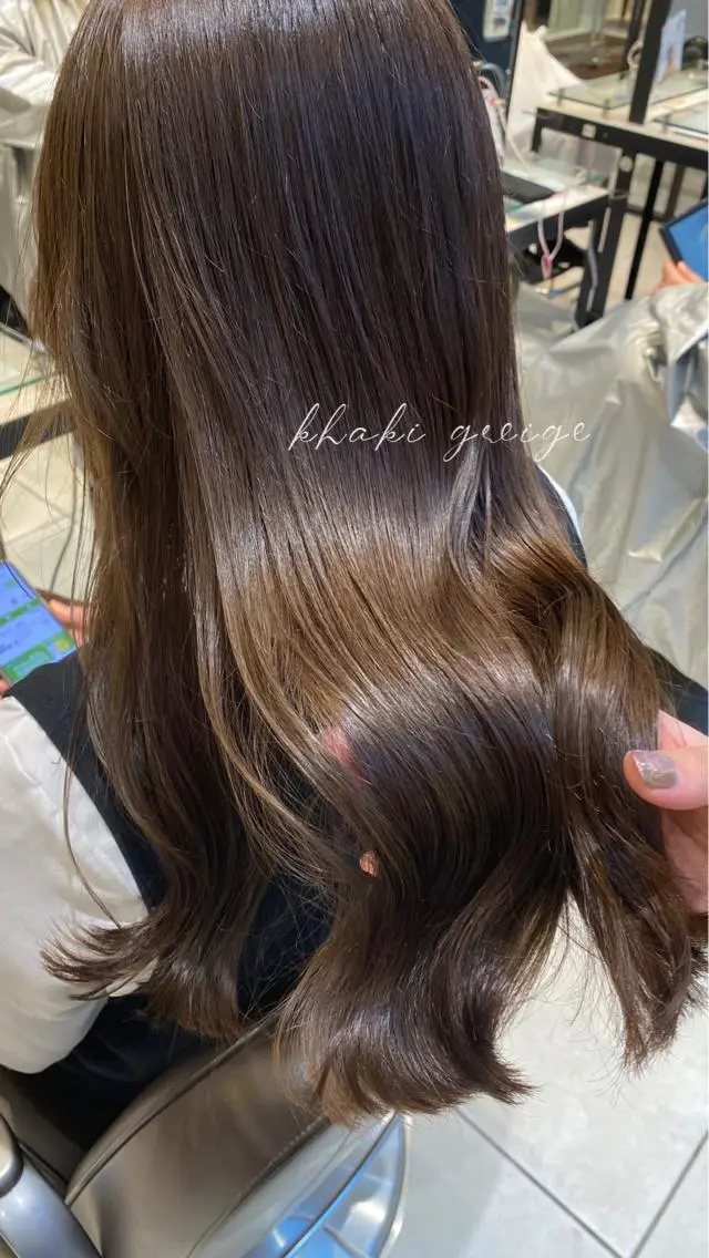 ロング カラー ブリーチ グレージュ カーキグレージュ ブリーチなしカラー カット ヘアカラー トリートメント 韓国ヘア🇰🇷 トヨキトキコのヘアスタイル