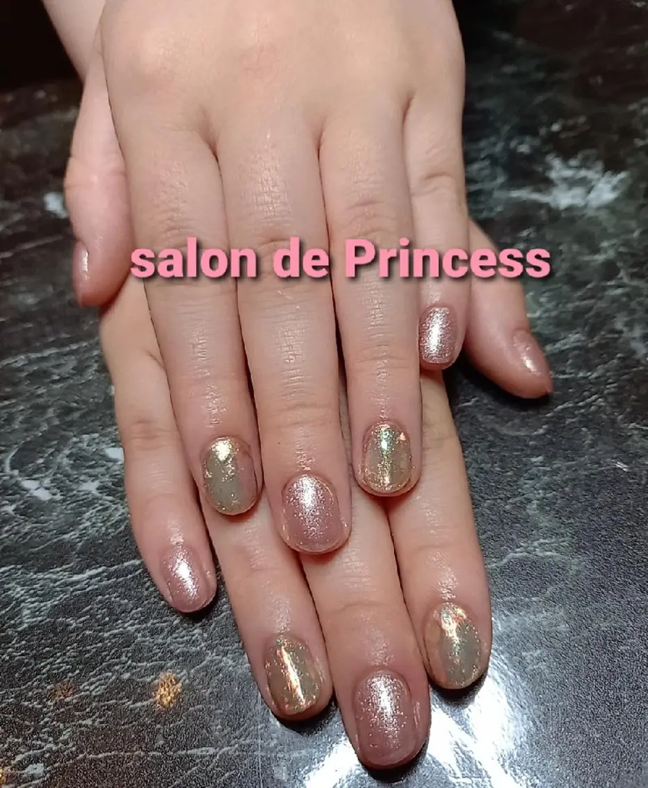 ネイル オーロラネイル マグネットネイル salon de  Princessのネイルデザイン