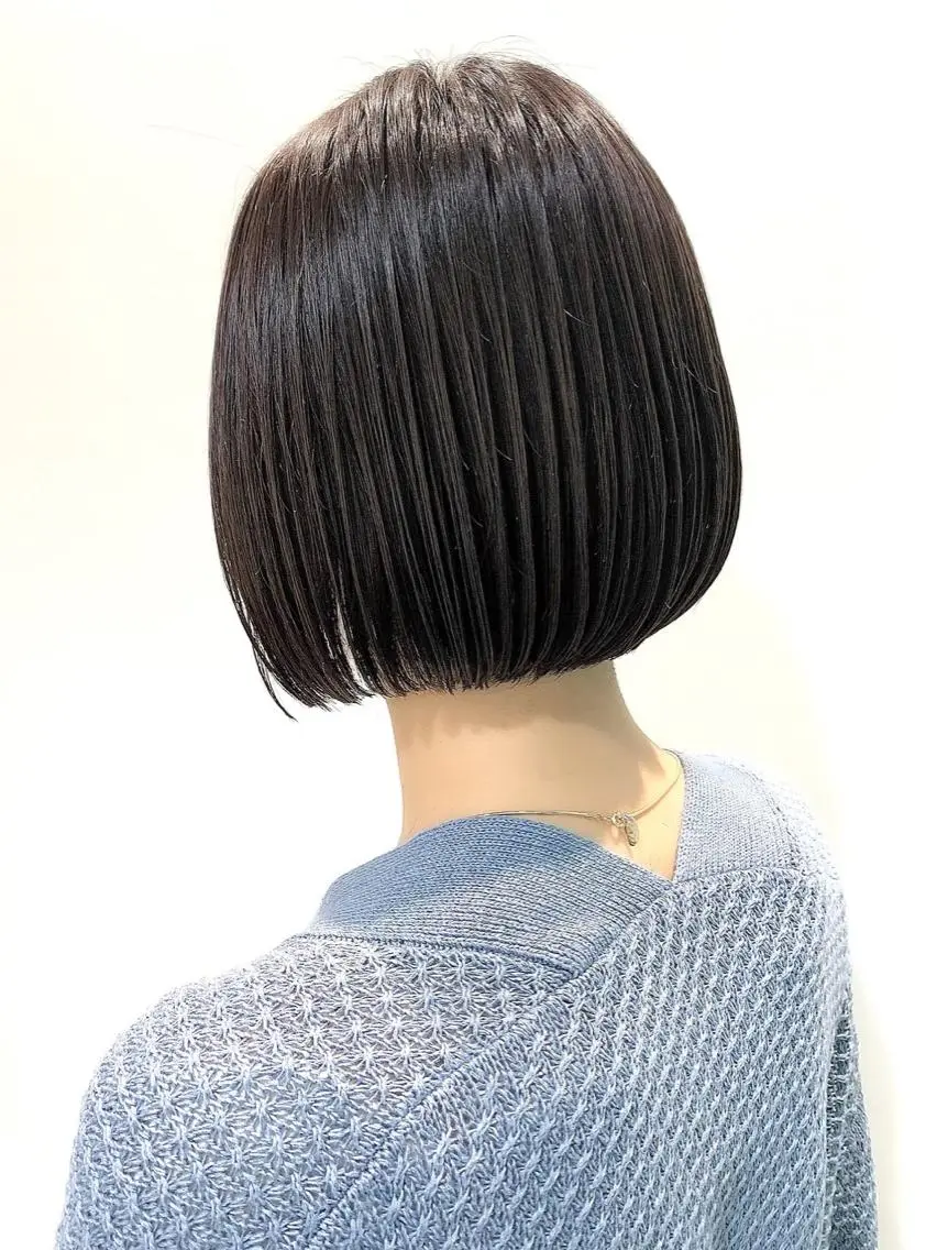 ショート ボブ カット トリートメント 🫧小顔顔周りカット レイヤー/縮毛/白倉のヘアスタイル