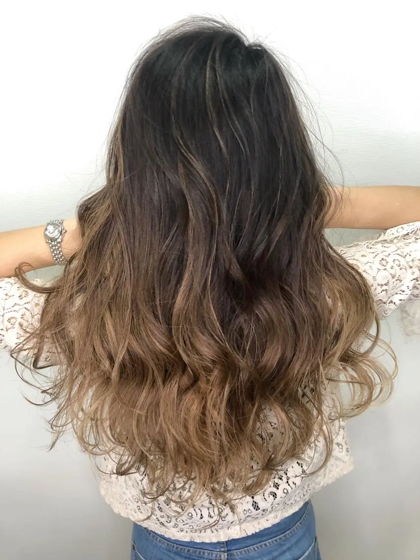 ロング カラー sato yoのヘアスタイル