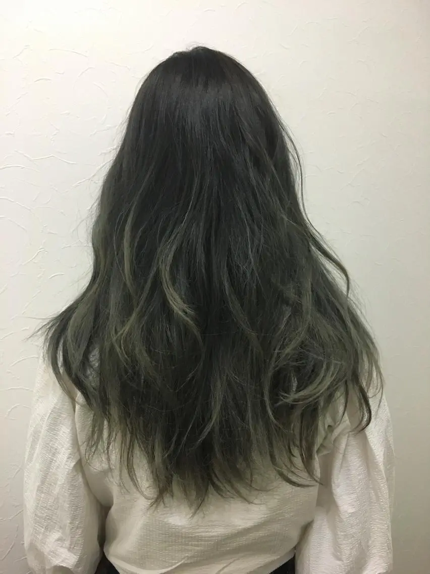 セミロング カラー グラデーションカラー 【モニター募集】 三宅航平のヘアスタイル