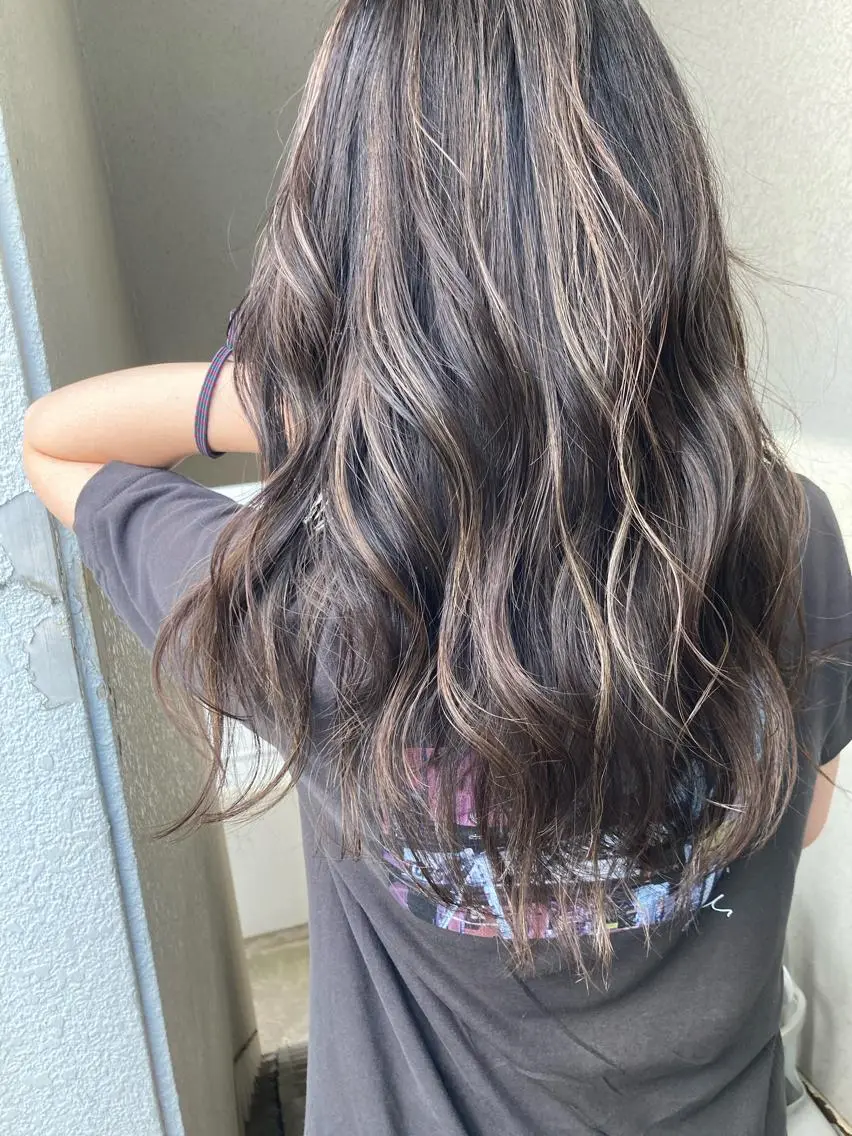 ロング カラー ヘアカラー aDALil川越 ⭐️Arisaのヘアスタイル