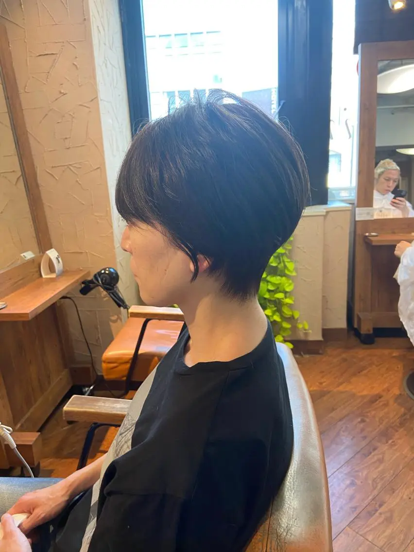 ショート カラー ハンサムショート ミセス ショートヘア 艶髪/髪質改善/ レイヤー/鈴木慎一のヘアスタイル