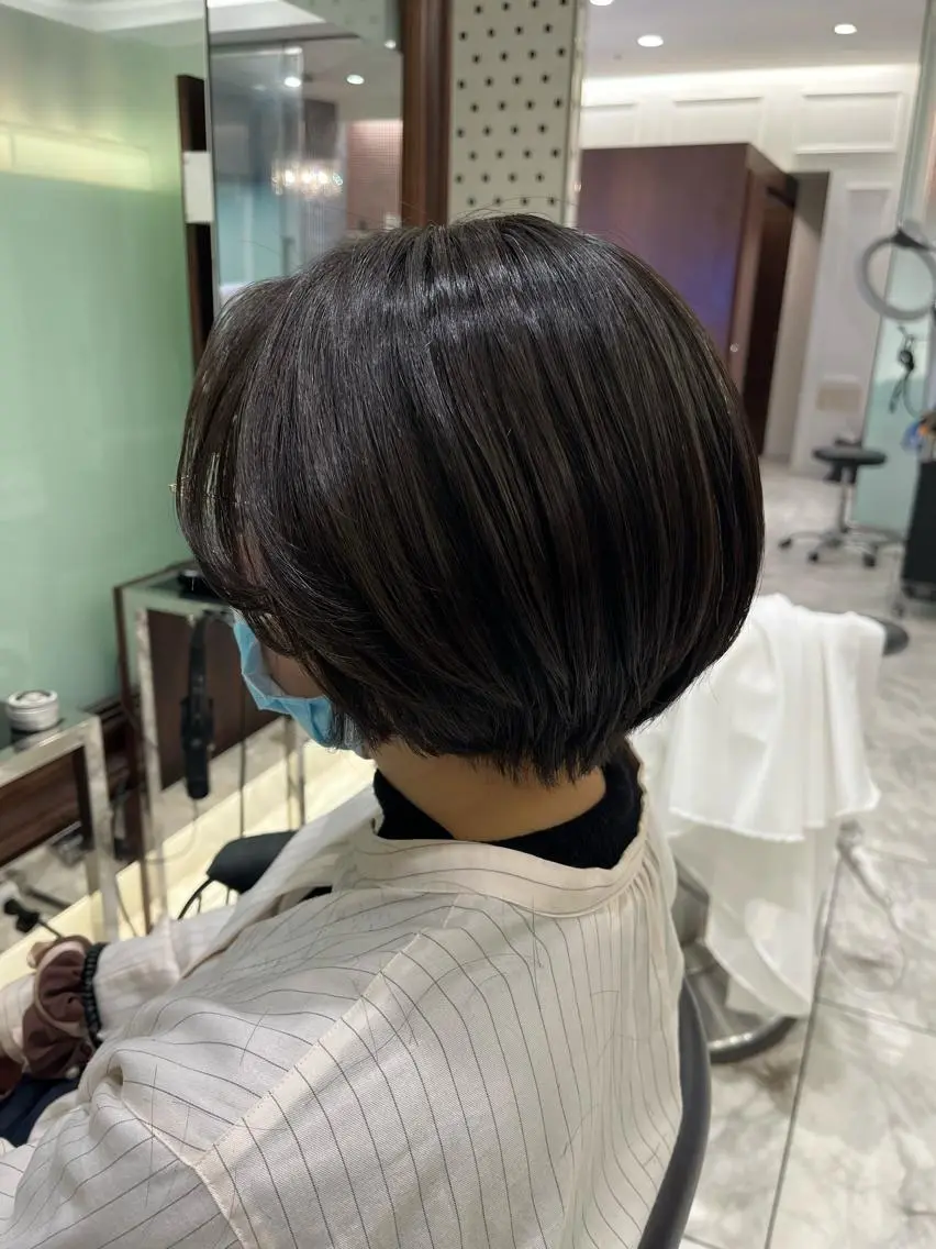 ショート ショートヘア 波巻きウェーブ 韓国風パーマ 纐纈のヘアスタイル