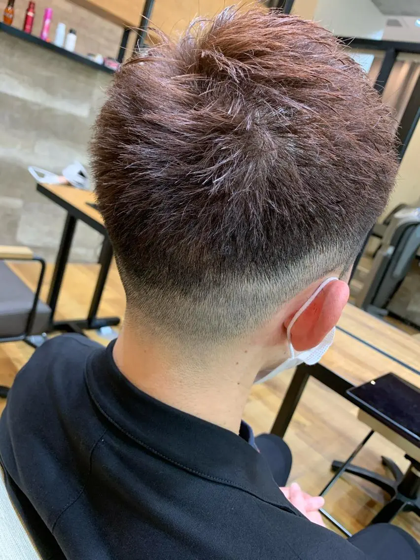 ショート カラー メンズ カット ヘアカラー トリートメント 天野 開のヘアスタイル
