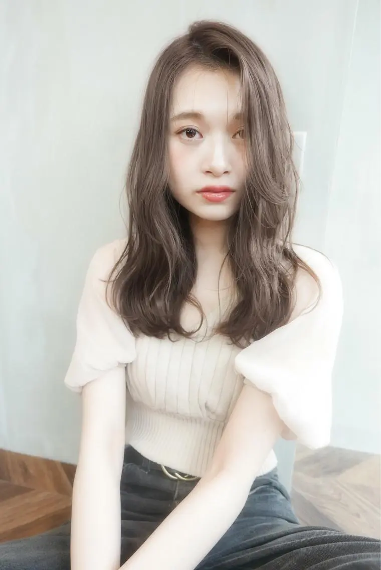 ロング カラー 遠藤 眞実のヘアスタイル