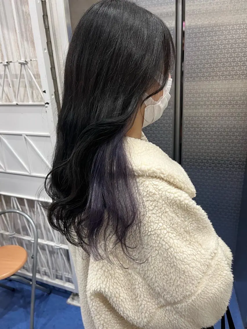 カラー white.梅田 デザインカラー🦄のヘアスタイル