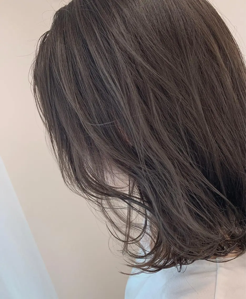 ミディアム カラー ブラウンカラー 石井 静のヘアスタイル