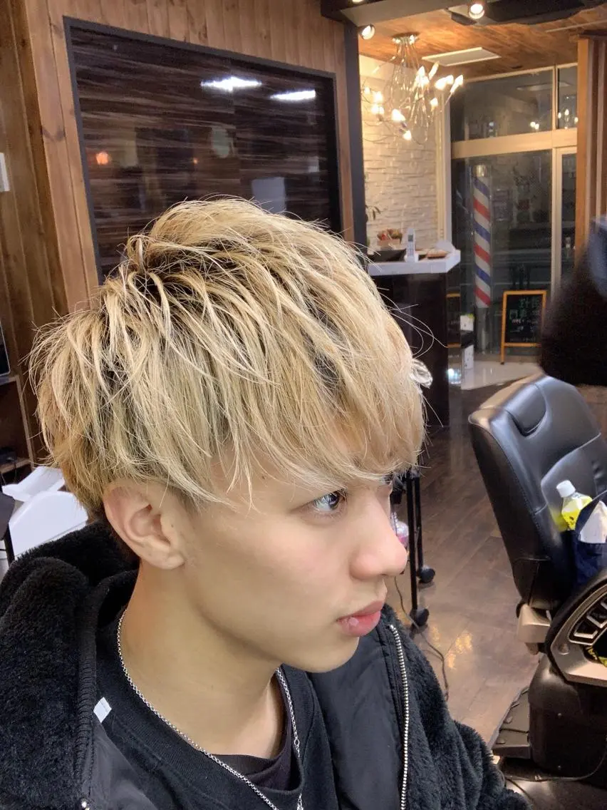 ショート メンズ カット ヘアカラー 高橋 流耀のヘアスタイル