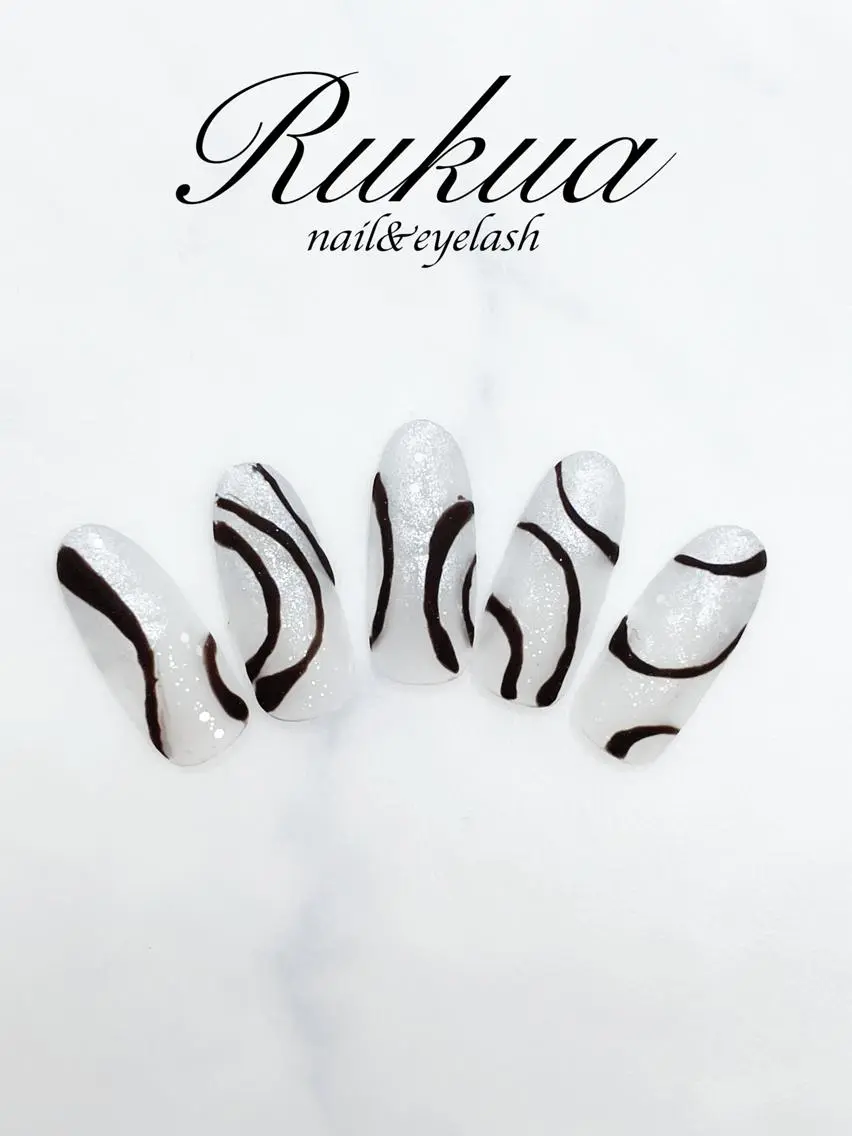ネイル Rukua Nのマツエク・マツパデザイン