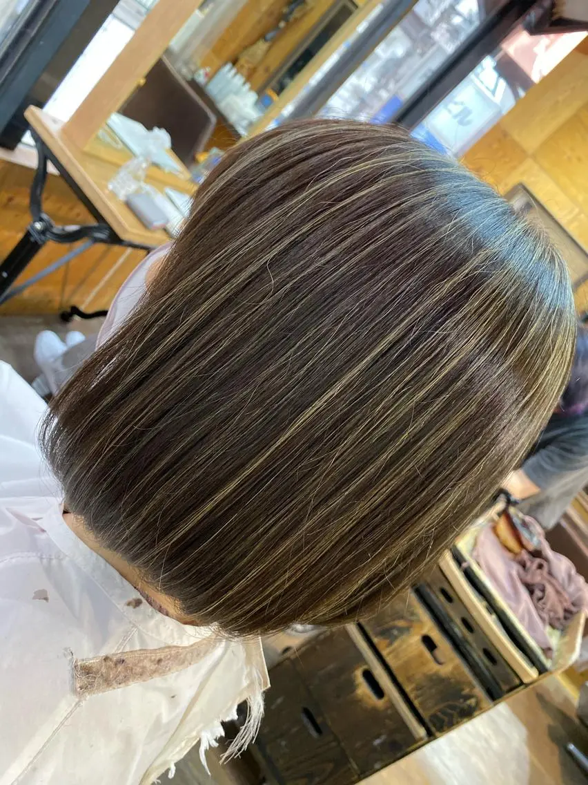 ショート カラー ハイライトカラー ハイライト カット ヘアカラー IwAsh大和駅前店 河野亜里香のヘアスタイル
