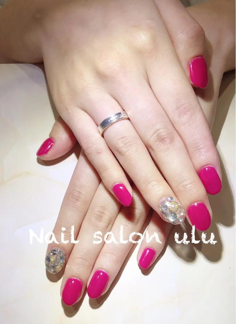 ショート ネイル ワンカラーネイル nail salon uluのネイルデザイン