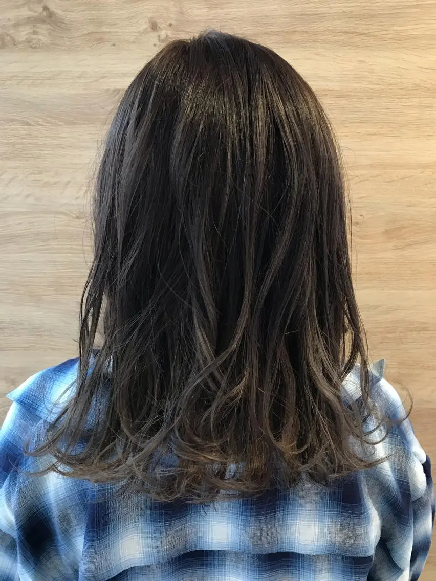 カラー アッシュ 園田 祥子のヘアスタイル