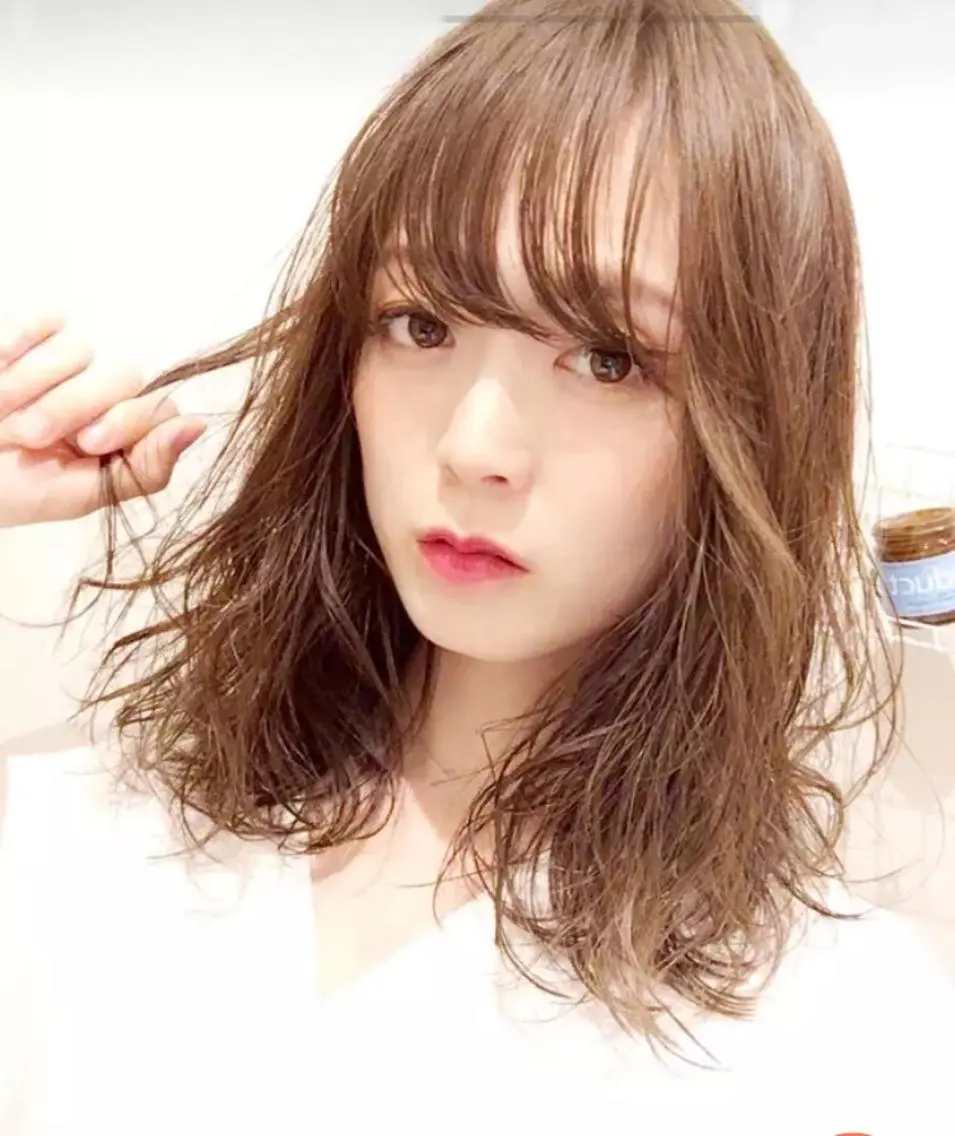 ミディアム カラー パーマ ディレクター Masakiのヘアスタイル