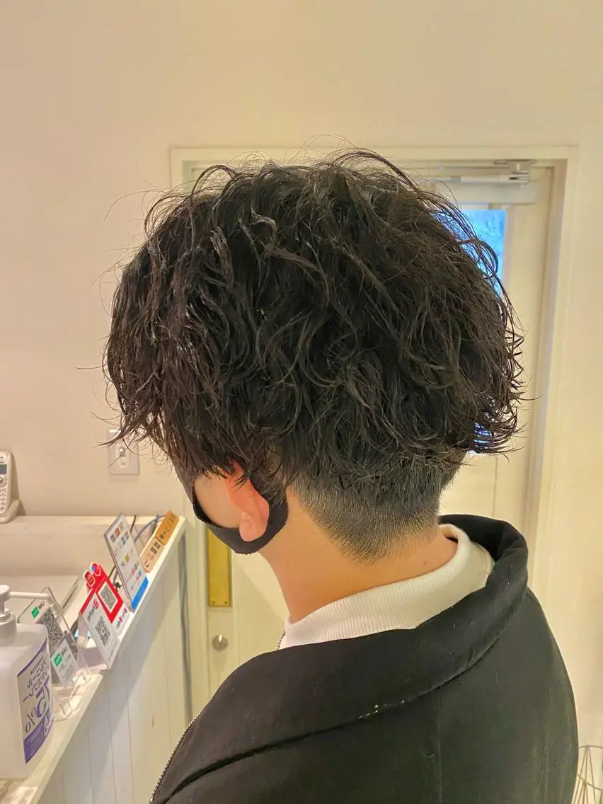 ミディアム パーマ メンズ 【メンズ特化】 ツツイリュウノスケのヘアスタイル